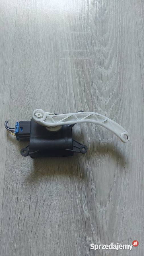 0132801363 Silniczek nagrzewnicy Vw Passat B6 osobowe Bolesławiec