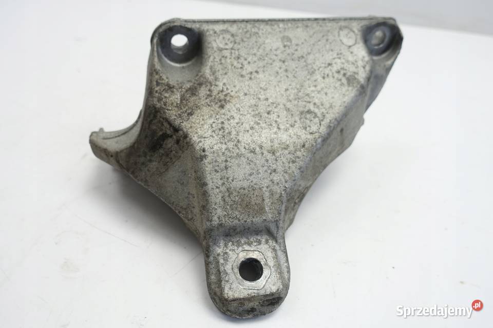 BMW F36 Gran Coupe 428 20 ŁAPA SILNIKA 6788610 Janów