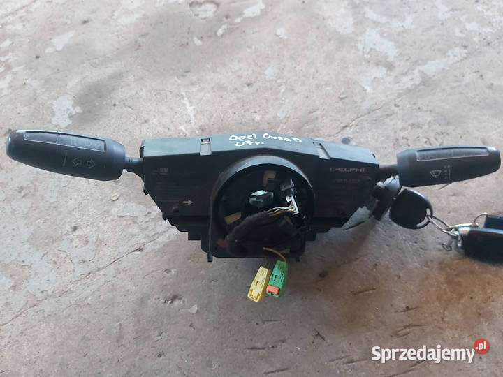 Przełącznik zespolony zwijak Opel Corsa D 12 07r osobowe