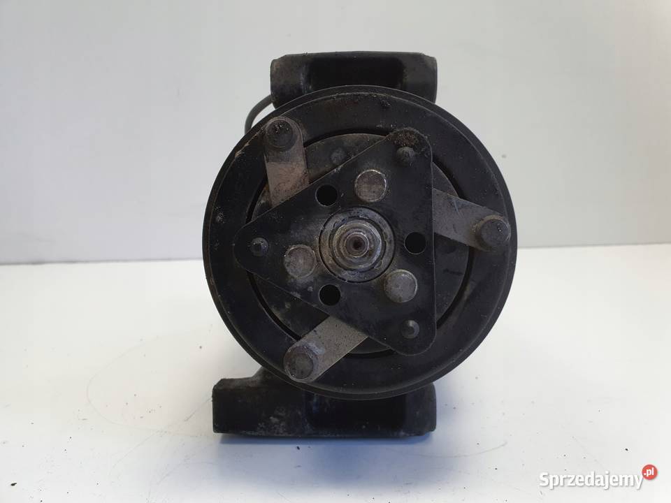 SPRĘŻARKA KLIMATYZACJI Volvo V70 III 20 D3 Kompresory klimatyzacji lubelskie Chełm