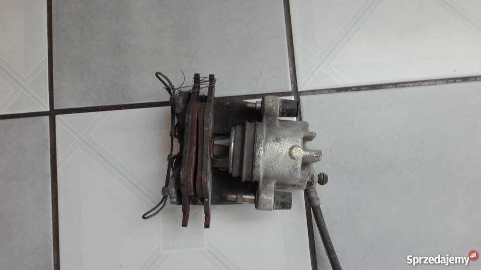 ford focus MK 3 2007r zacisk hamulcowy prawy