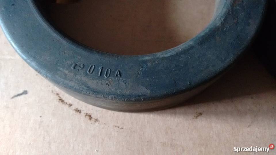 Mercedes 123 gumy sprezyn tył487 Stalowa Wola