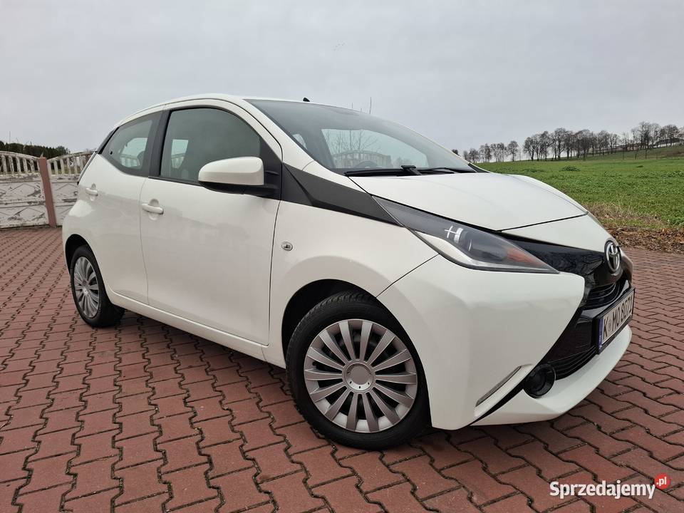 Toyota Aygo 10 BenzynaKlimaTempomatSerwis 105000km świętokrzyskie Pawłów