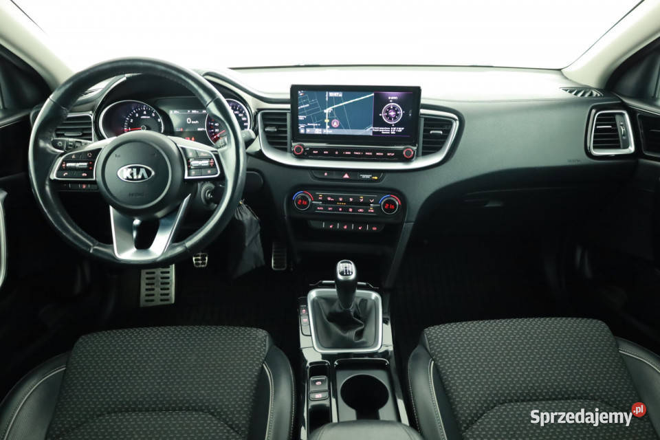 Kia Ceed 15 TGDI 1482cm3 mazowieckie Piaseczno