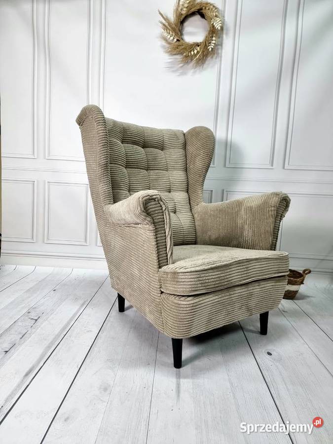 Fotel Uszak Skandynawski Sztruksowy Cappuccino Tarchały Małe