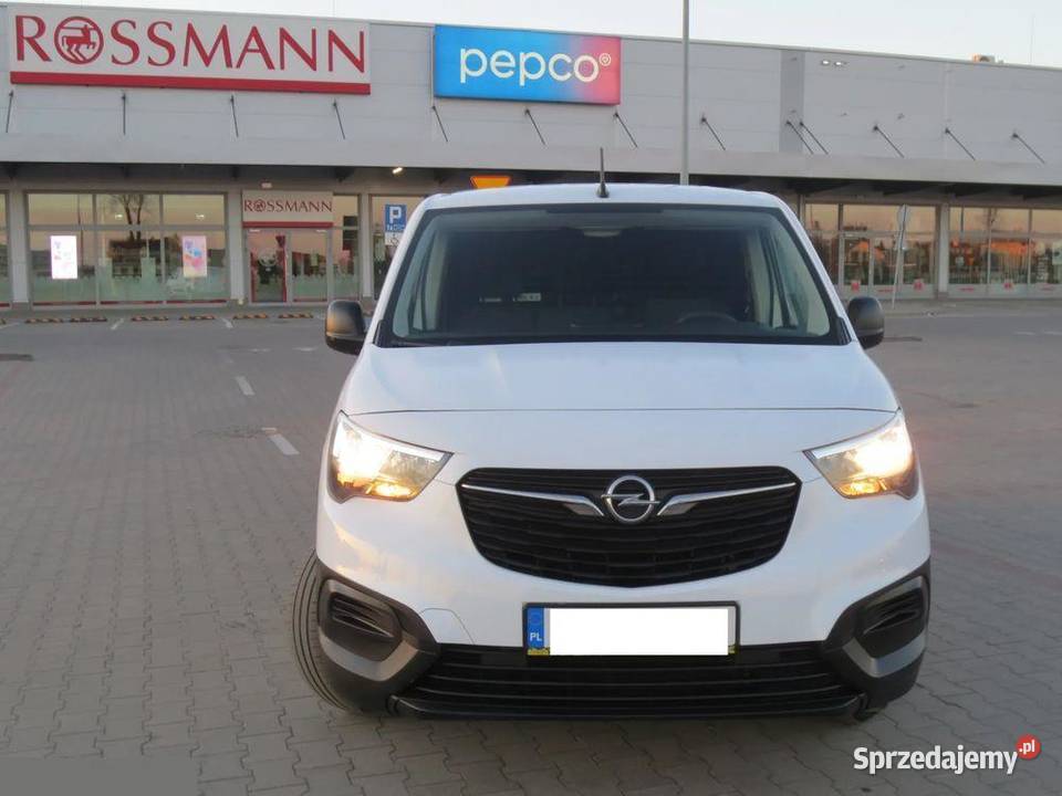 Opel COMBO 15d 102 2023r L2 SALON POLSKA Ciechanów