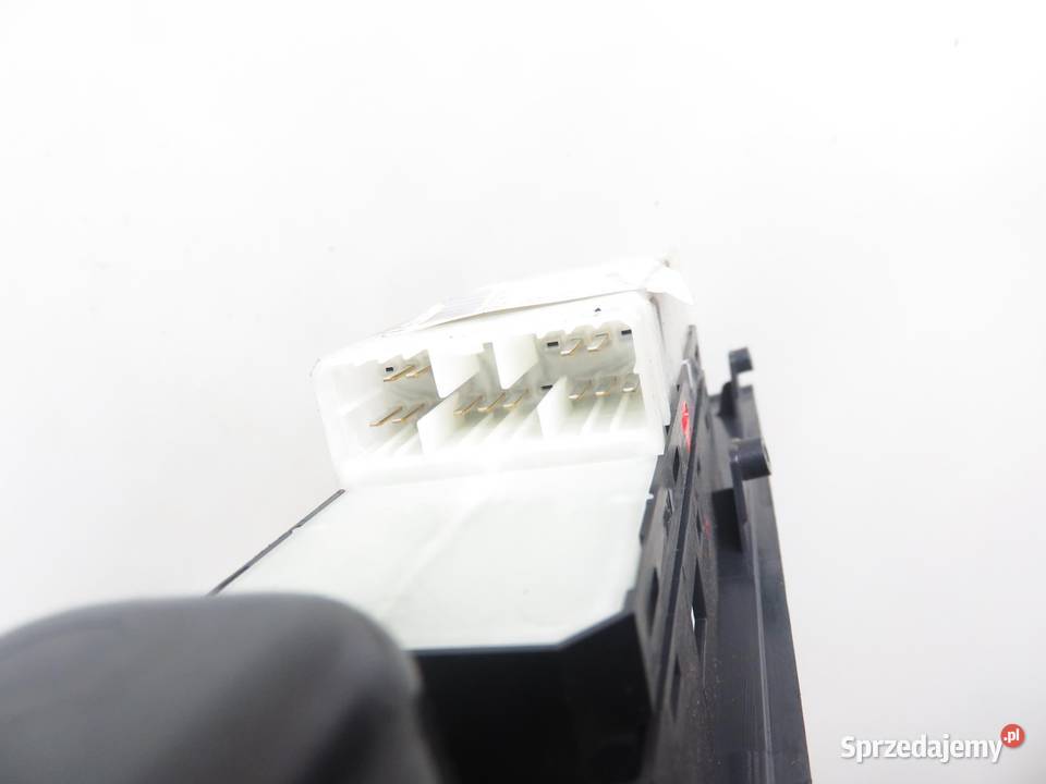 PANEL SZYB SUZUKI SWIFT MK6 62J502716T sprzedam