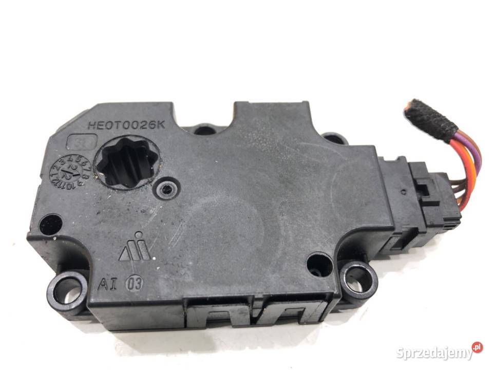 SILNIK NAGRZEWNICY AUDI 85E820511 A6 C8 osobowe sprzedam