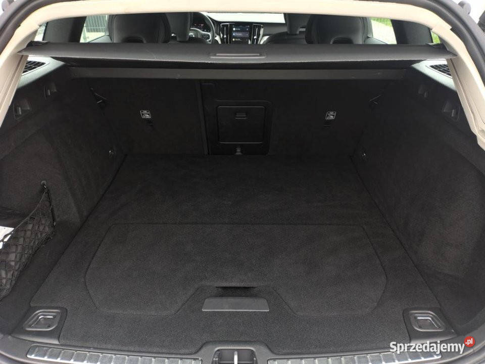 Volvo V60 2023r FV23 Automat Aktywny tempomat V60