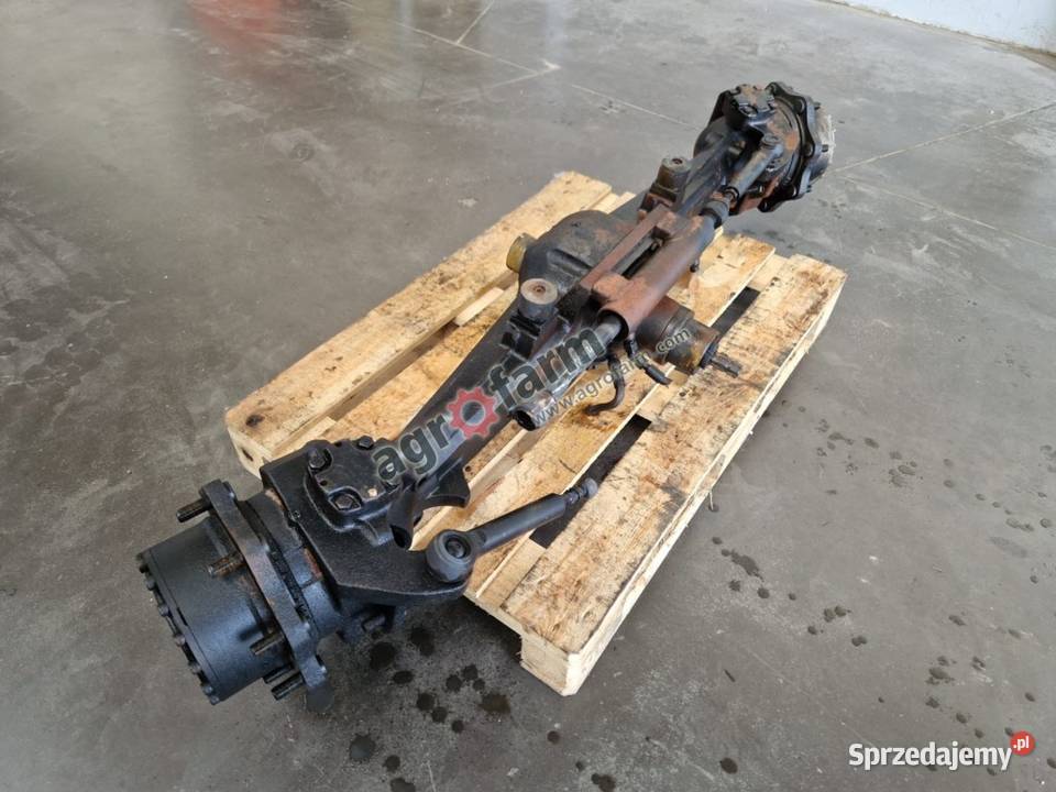 Przedni most Massey Ferguson 5435 720520 Układ kierowniczy i oś przednia Byków sprzedam