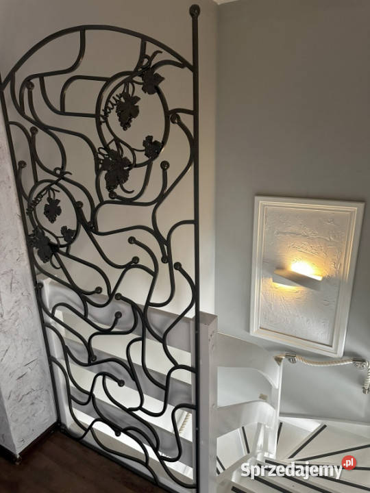 Mieszkanie dwupozimowe w centrum JelczaLaskowic dolnośląskie Jelcz-Laskowice