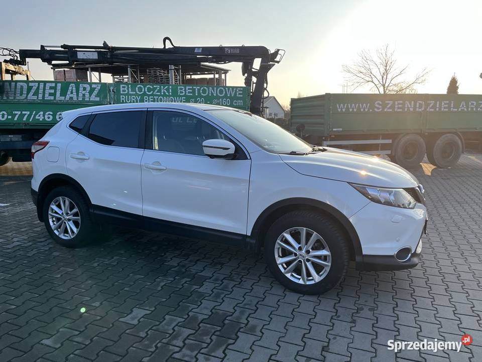 Nissan Qashqai 2017 Bogate wyposażenie Biała