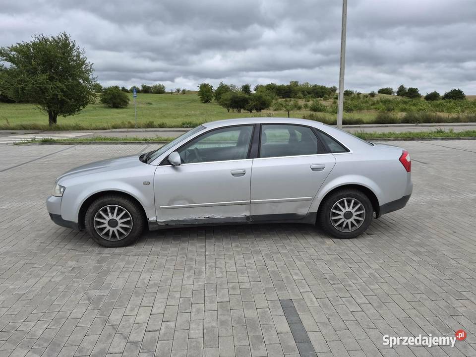 AUDI A4 sprawne na dojazdy 2000r A4