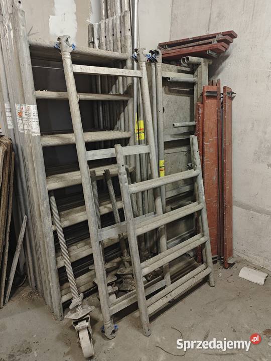 rusztowanie aluminiowe przejezdne Altrad Łódź