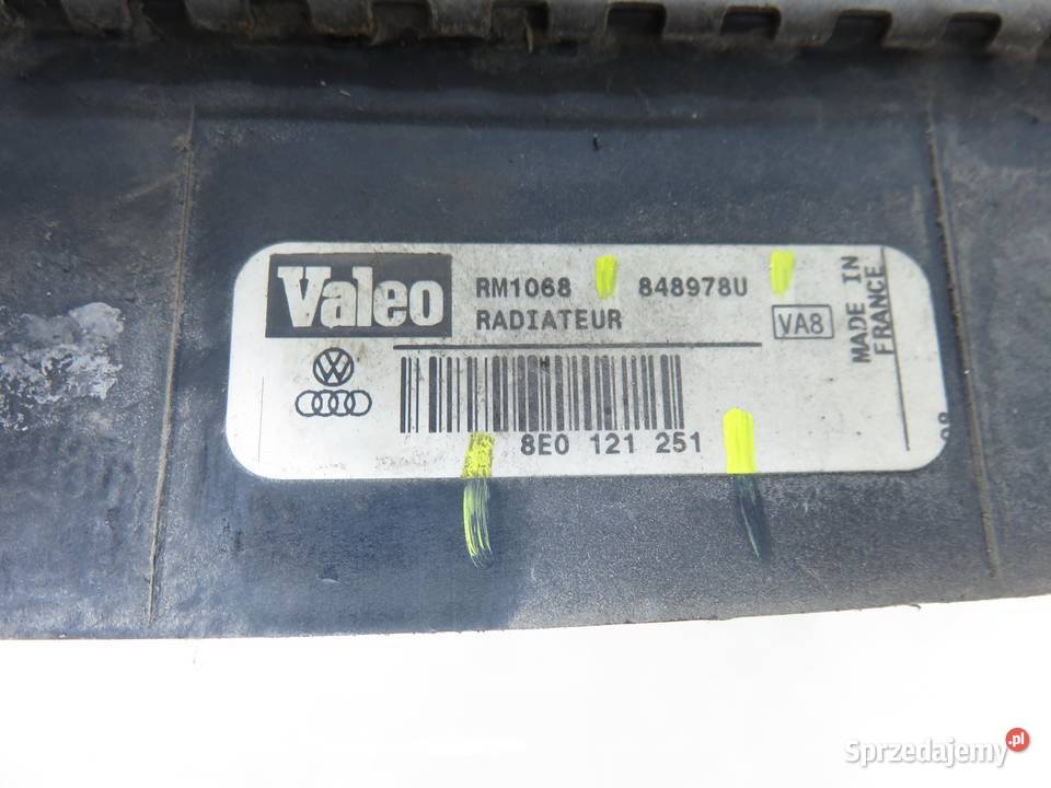 CHŁODNICA WODY AUDI A4 B7 20 TDI BPW 8E0121251