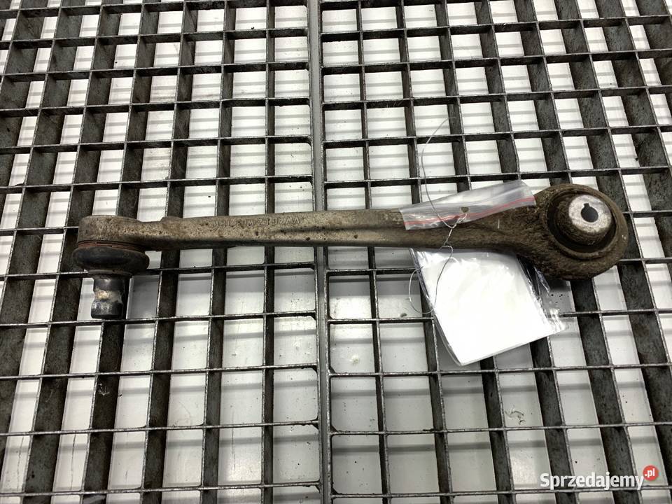 WAHACZ PRAWY PRZÓD AUDI Q8 SUV PRZEDNI PRAWA