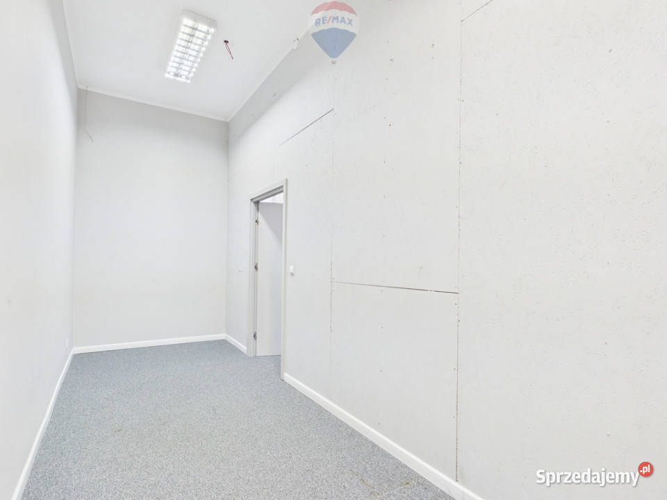 Lokal biurowy w centrum Warszawy PASTA z klatki schodowej Wynajem