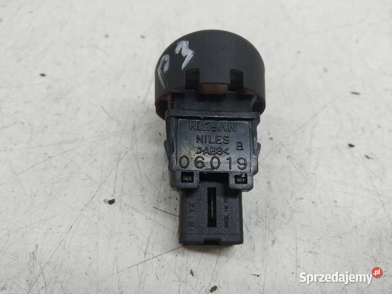PRZEŁĄCZNIK AWARYJNYCH 06019 NISSAN Juke osobowe sprzedam