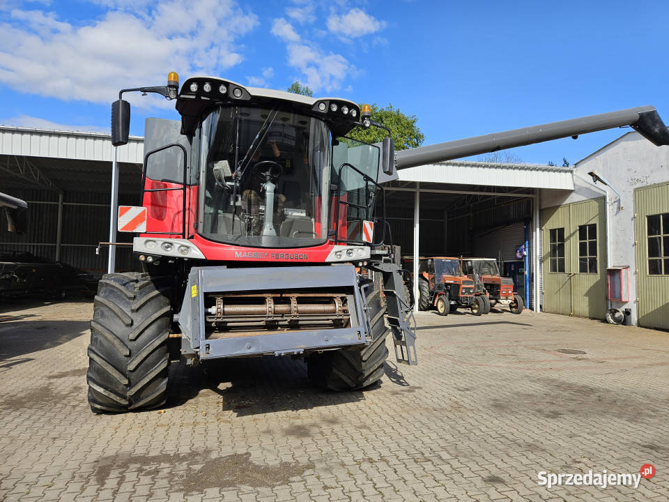 Kombajn zbożowy Massey Ferguson Delta 9380 heder lubelskie Biskupie-Kolonia