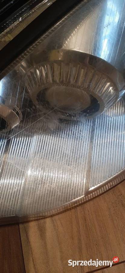 Lampa przednia lewa Ford Focus oryginał wysyłka osobowe dolnośląskie Chocianów