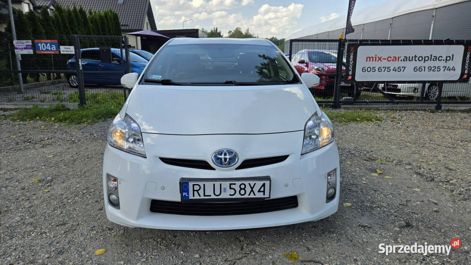 Toyota Prius 18 HSD Salon NIE Taxi Przebieg serwisowany w ASO mazowieckie Otwock Mały
