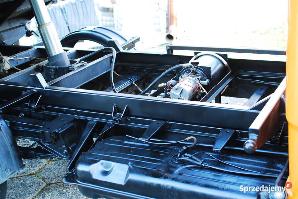 Mercedes Benz 602D207D Nowy kiper aluminiowy 122 Ciężkowice