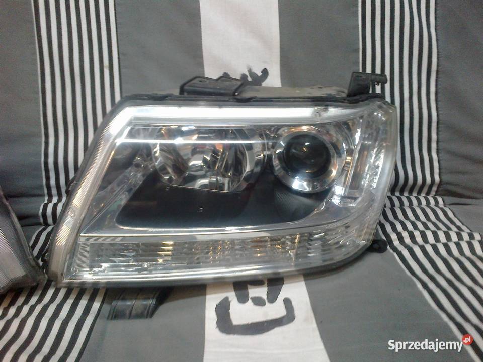 SUZUKI VITARA XENON REGENERACJA NAPRAWA LAMP osobowe Wrocław