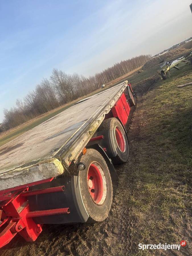 Przyczepa do bel skrzyń skrzyniopalet dłużyca nieuszkodzony Potworów