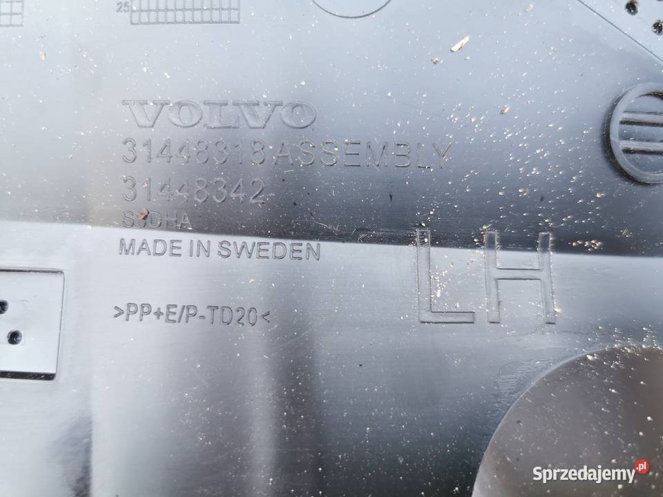 Listwa drzwi tył lewa LH Volvo xc40 17 31448318 Sieraków