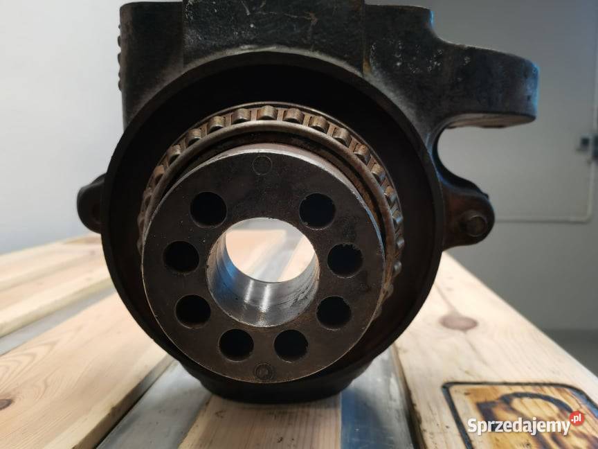 Renault Ares 630 RZ Zwrotnica Lewa 10342 Carraro Pozostałe wielkopolskie