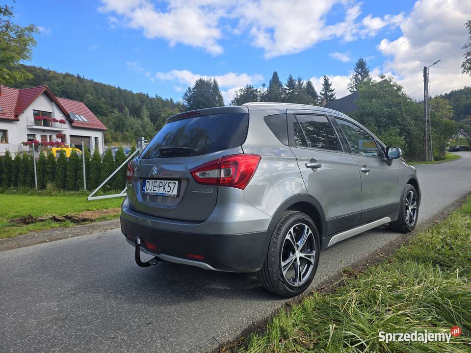 SCross zadbany i bezwypadkowy benzyna sprzedam