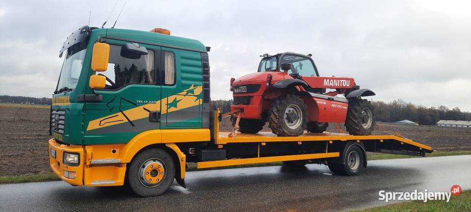Transport maszyn rolniczych autolaweta Złoczew