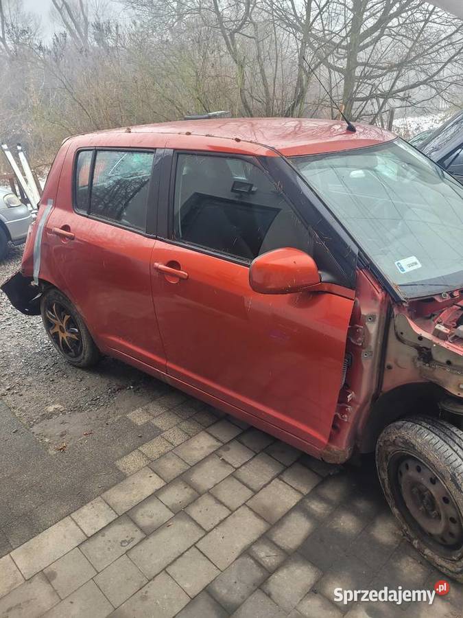 Suzuki swift III kolor ZFS 2006 na części 1300cm3