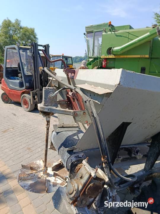 rozsiewacz do wapna na taśmę nieuszkodzony Posądza