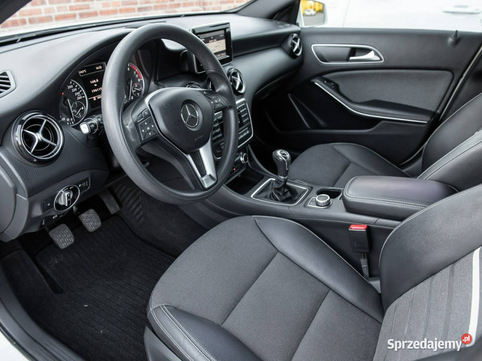 Mercedes A 180 16i 122 Manual Super Stan Zadbana nieuszkodzony Mercedes-Benz Zwoleń sprzedam