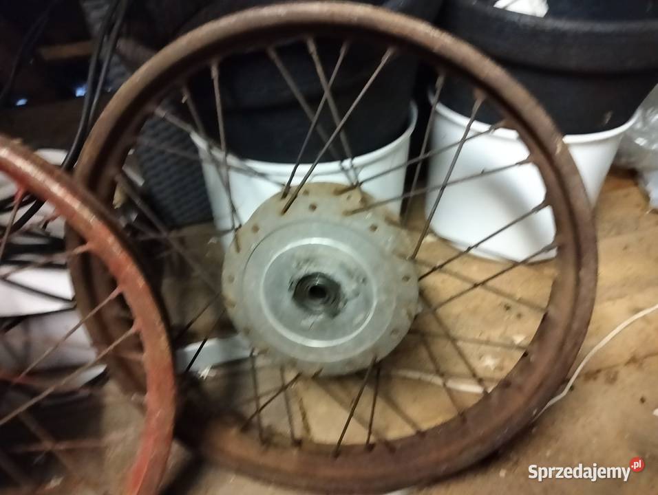 wsk przednia felga z piastą Belno sprzedam