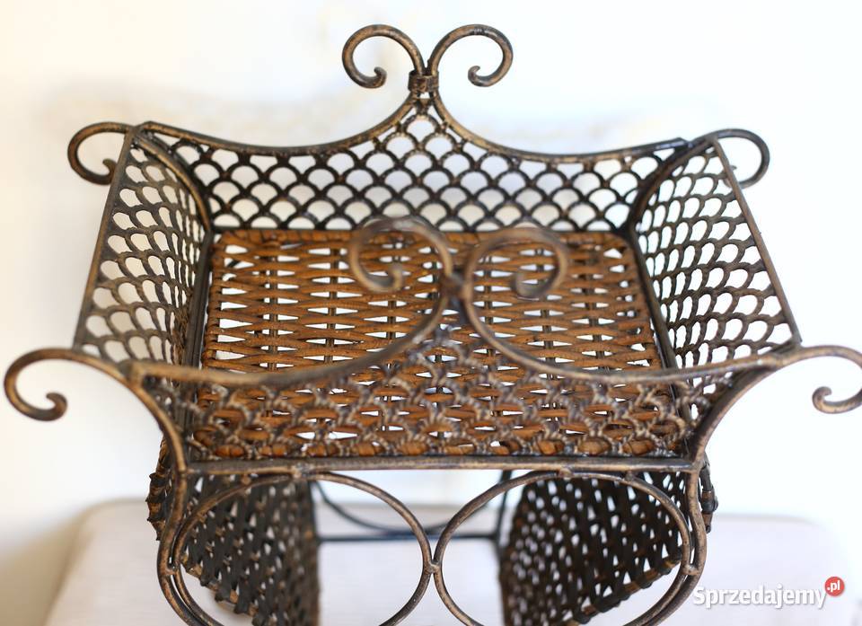 Duży metalowy stolik stojak na wina Gdańsk