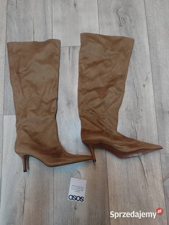 40 ASOS Design Beżowe Kozaki wieczorowe z Kraków