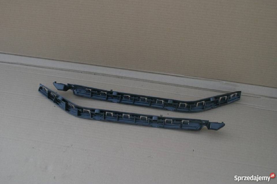 MERCEDES C KLASA W204 ŚLIZG ZDERZAKA TYŁ SEDAN