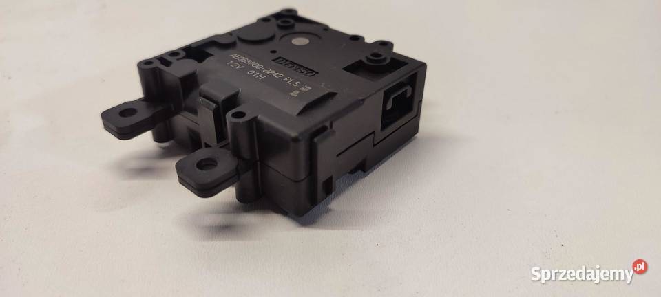 MAZDA 2 TOYOTA YARIS IV SILNICZEK NAGRZEWNICY osobowe