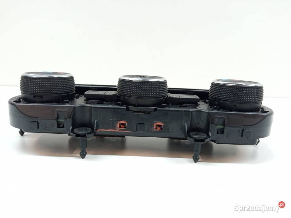 PANEL NAWIEWU 3V0907044EE Skoda Superb III Części samochodowe sprzedam