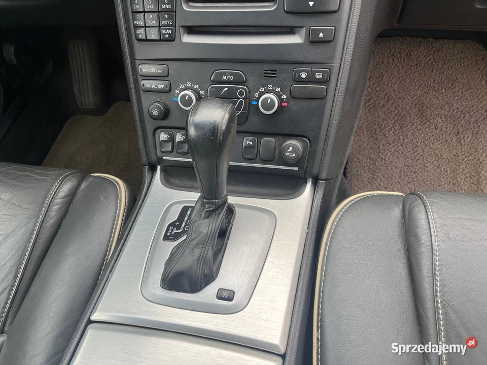 VOLVO XC90 24D D5 200 Executive 44 FQ216 XC 90 Lublin