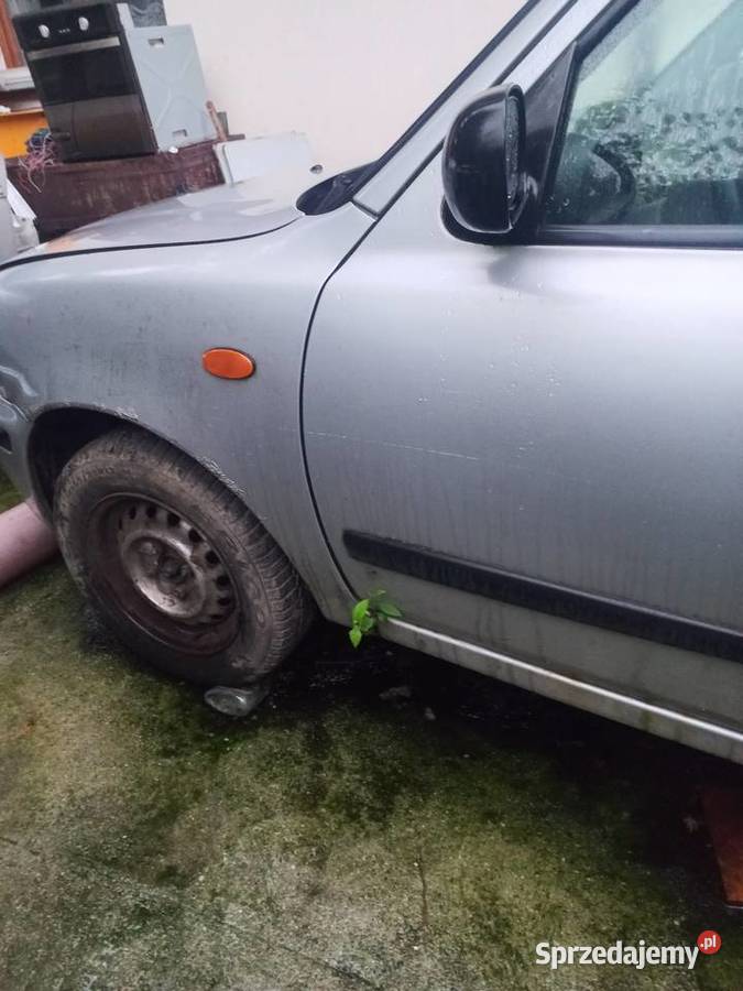 Części Nissan micra drzwi klapa silnik zderzak sprzedam