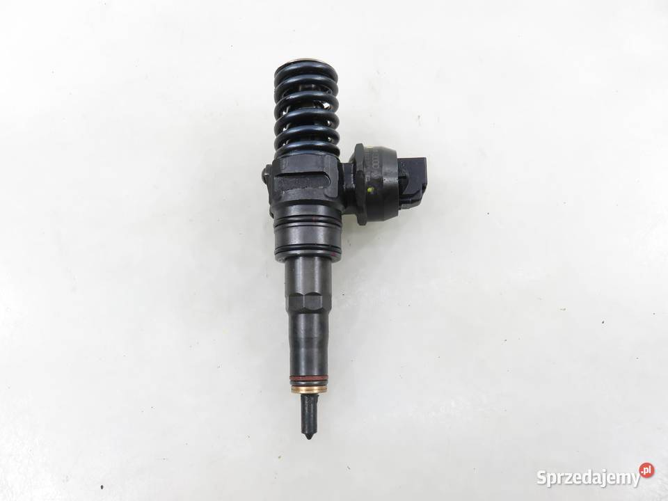 POMPOWTRYSKIWACZ VW CADDY III 19 TDI 038130073BN