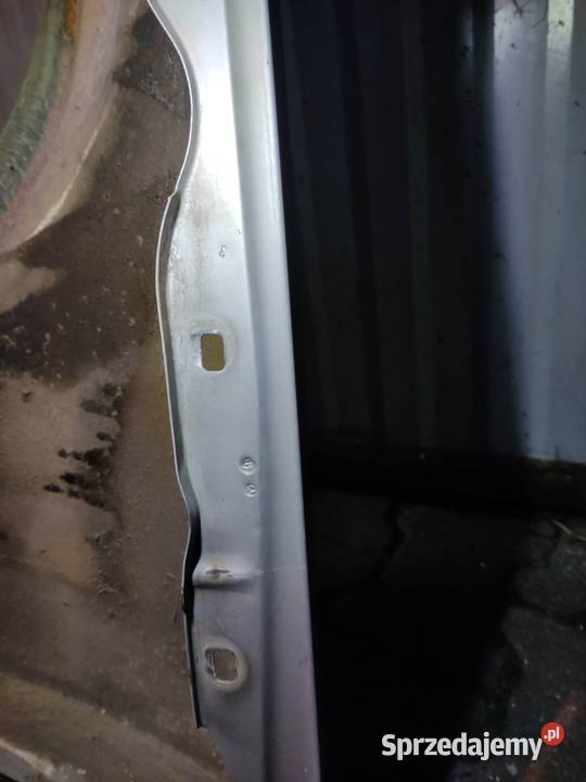 Oryginalny prawy przedni błotnik W124 C124 osobowe Lublin