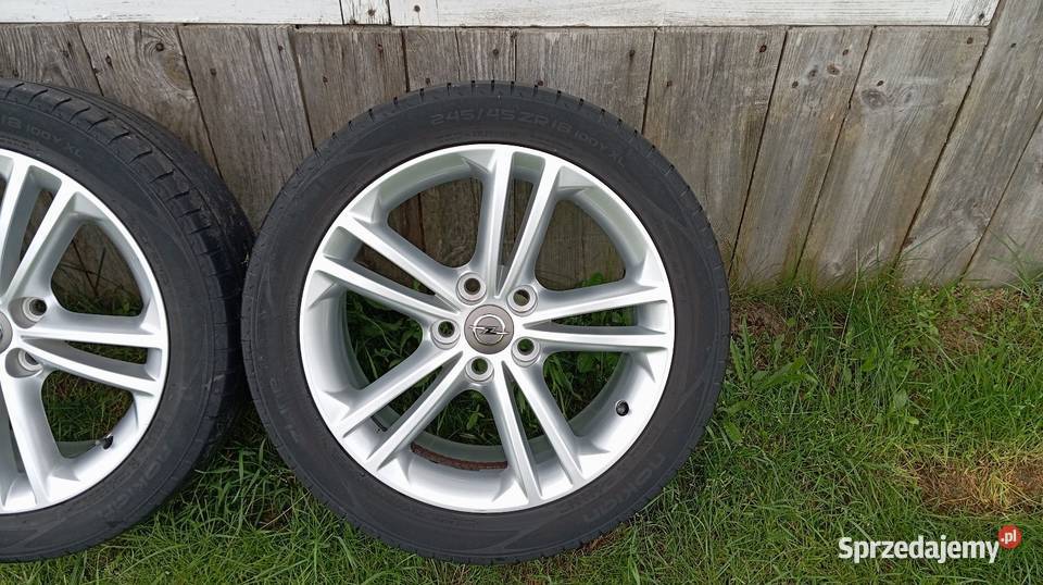 Opel Felgi z oponami R18 245x45 8J ET42 5x120 Radom