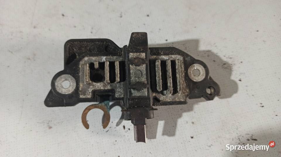 Regulator napięcia alternatora Audi A3 8L A4 B5 Dębica