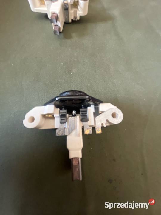 Regulator napięcia Bosch 1197311239 1197311521 Serock sprzedam