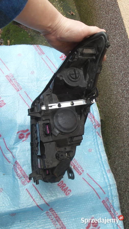 Renault Megane III lampa przednia lewa 201315 II lampy przednie