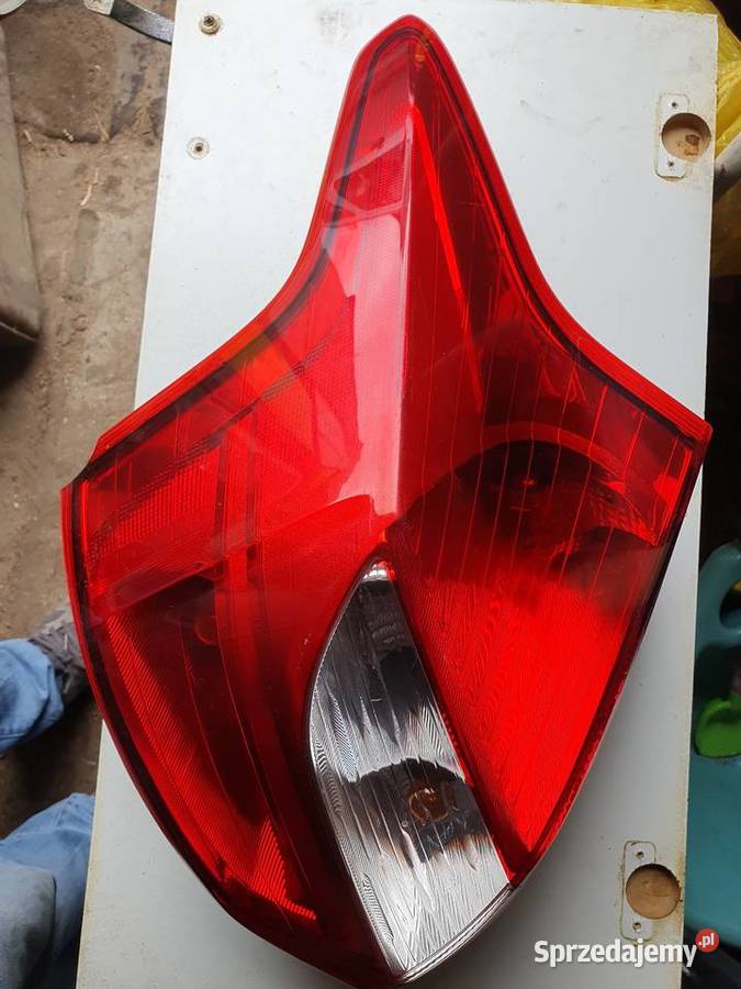 Lampa tyl ford Focus mk3 lewa